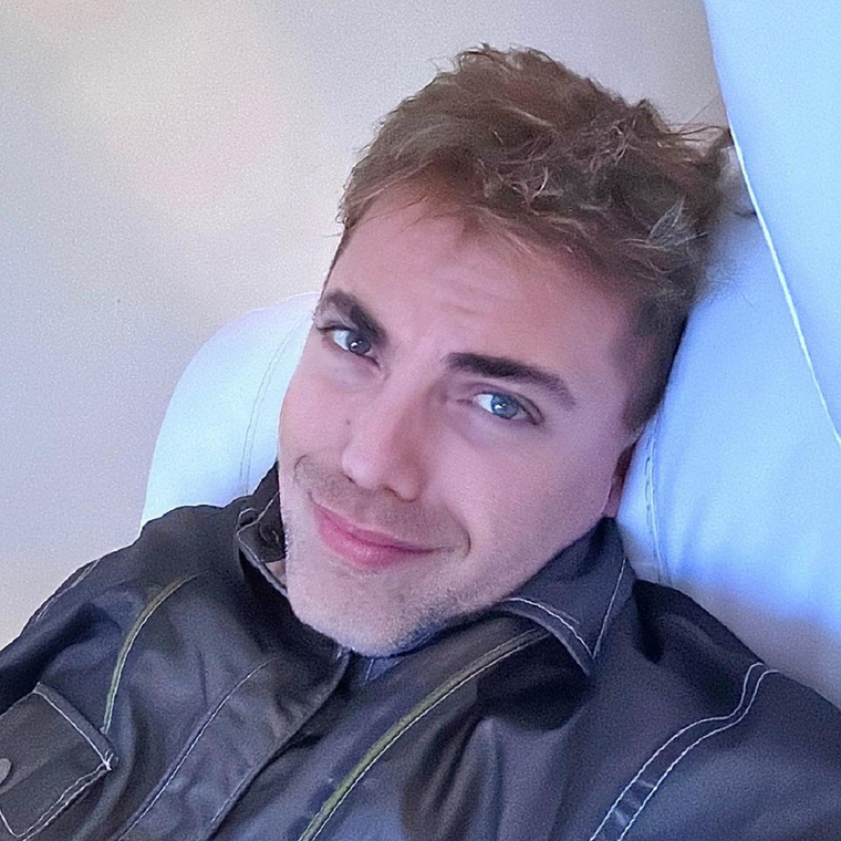 La contundente declaración de Cristian Castro sobre su impactante transformación Cristian Castro comenzó su carrera en 1992 con la salida de su primer disco Agua Nueva Foto: Instagram @cristiancastro