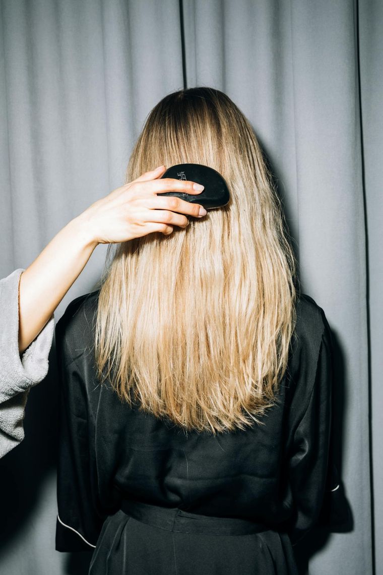 Pásate al rubio con este truco para aclarar el cabello de forma natural Sin gastar mucho dinero, consigue una cabellera más rubia. Foto: Pexels