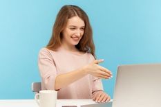 Muéstrate natural, usa tu lenguaje corporal como lo harías cara a cara.