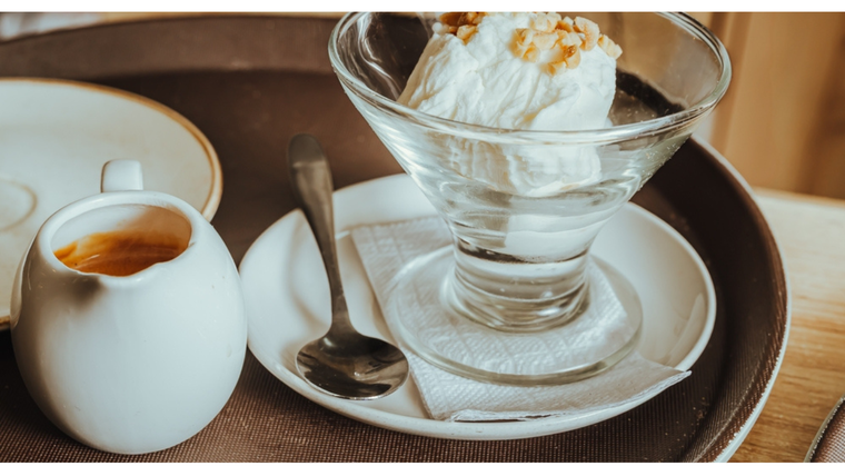 Café que sorprende: receta de affogato con helado de vainilla.