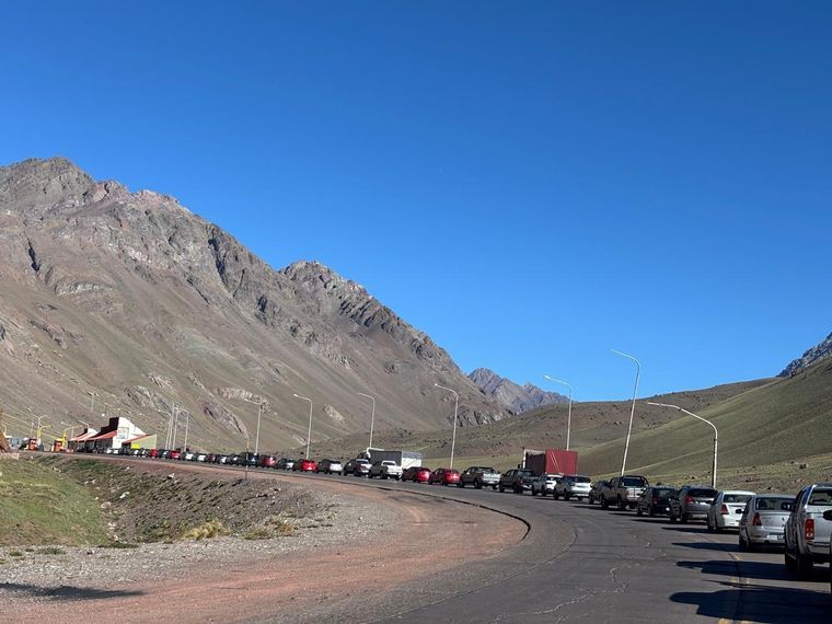 Se normalizó la espera en el paso a Chile. Foto: Gendarmería Nacional