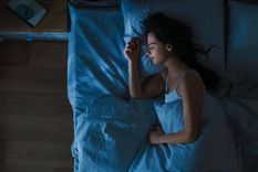 Existen rituales japoneses para dormir mejor por las noches (Shutterstock).