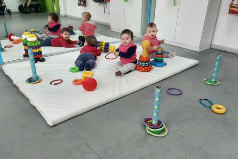 La pregunta final que cada padre debería hacerse no es si su hijo de 2 años está preparado para la escuela. La pregunta final que cada padre debería hacerse no es si su hijo de 2 años está preparado para la escuela.