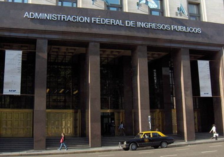 El organismo recaudador de impuestos consiguió aumentar la recaudación en el último año. Foto: wikimedia