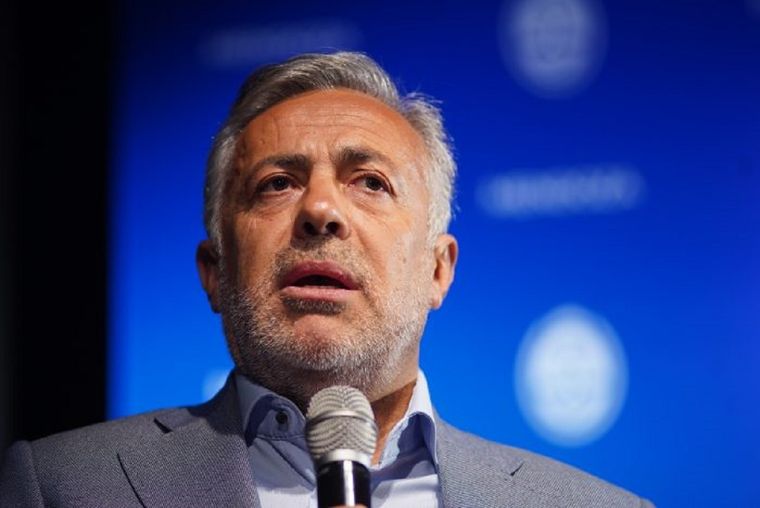 Cornejo anunció el fin de las retenciones al vino desde España. Foto: Prensa Gobierno de Mendoza