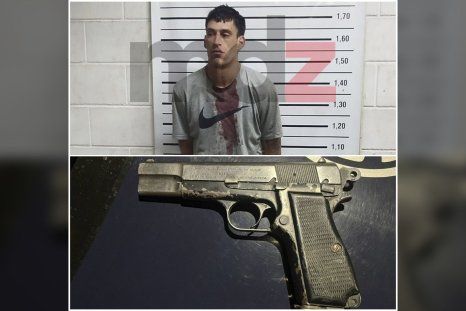 Daniel Domínguez Neza, el sospechoso de 31 años detenido tras el tiroteo en Las Heras, portaba un arma de fuego de dudoso origen. Daniel Domínguez Neza, el sospechoso de 31 años detenido tras el tiroteo en Las Heras, portaba un arma de fuego de dudoso origen.