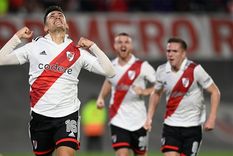 River - Newells El Millonario goleó a Newells en el Monumental. River - Newells El Millonario goleó a Newells en el Monumental.