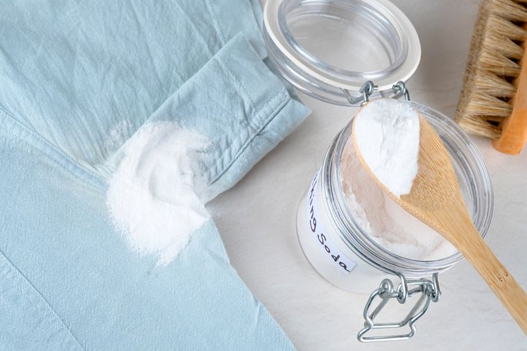 Adiós a las manchas en las axilas. Foto: Fuente: Shutterstock