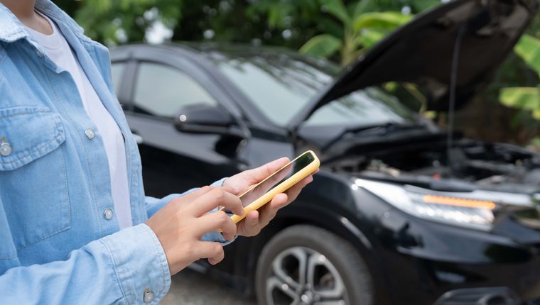 El avance de la inteligencia artificial obliga a las compañías de seguros a revisar cómo verifican fotos, documentos y pruebas presentadas en cada siniestro. El avance de la inteligencia artificial obliga a las compañías de seguros a revisar cómo verifican fotos, documentos y pruebas presentadas en cada siniestro.