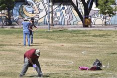 godoy cruz habilita su espacio verde con circulos de distanciamiento