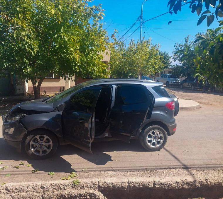 Pese al intento de fuga, los sospechosos terminaron tras las rejas. Foto: Gentileza.