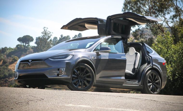 El Tesla Model X es un vehículo totalmente eléctrico