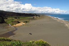 Entre el Pacífico y la cordillera, los pueblos chilenos guardan playas tranquilas y paisajes únicos