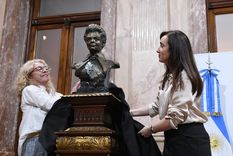 La vicepresidenta Victoria Villarruel homenajeó a Isabel Martínez de Perón Foto: Senado de la Nación