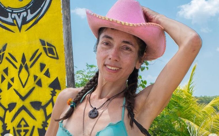 Foto: https://www.revistafama.com/celebridades/bella-vega-posa-bikini-preocupa-delgadez