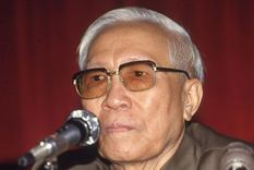 El negociador vietnamita Le Duc Tho rechazó el Nobel de la Paz en 1973.