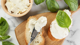 Seguí todos los pasos de esta receta para preparar queso crema casero Seguí todos los pasos de esta receta para preparar queso crema casero