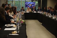 Hebe Casado y los senadores electos de Mendoza