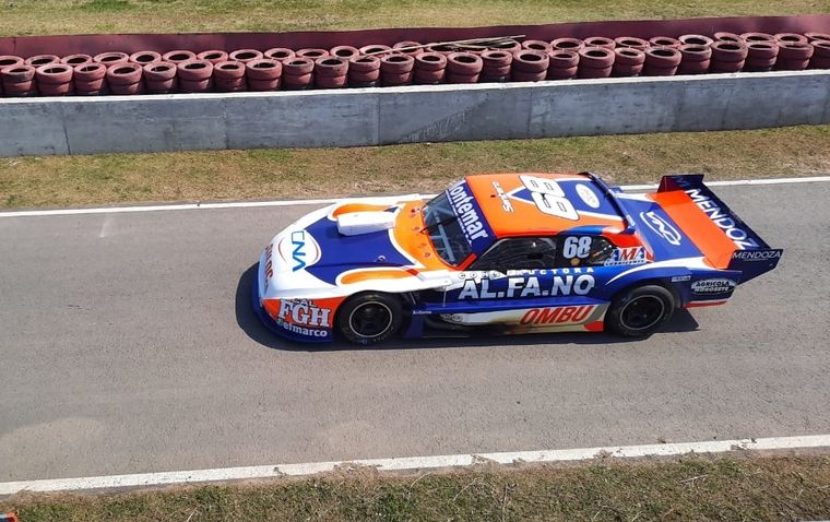 El Ford de Julián Santero. Foto: Campeones