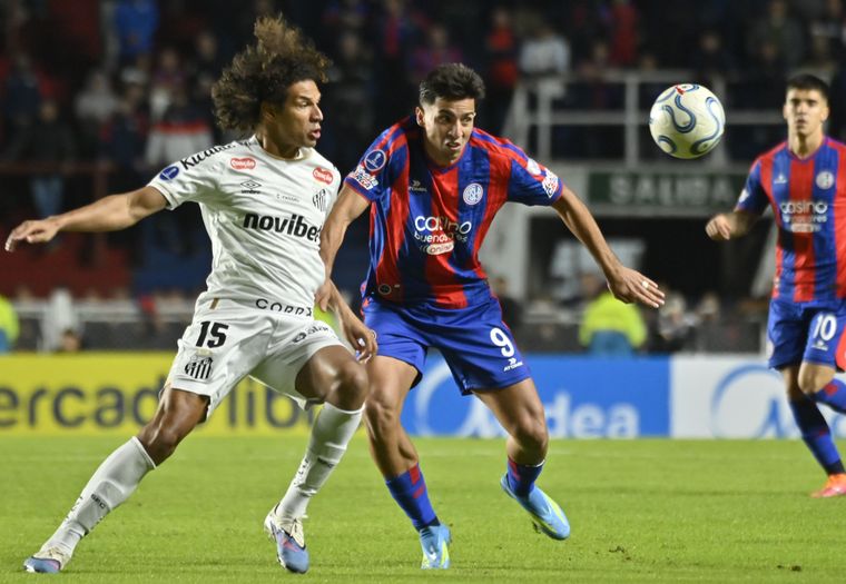 Alexis Cuello será titular en San Lorenzo frente al equipo brasileño de Neymar.