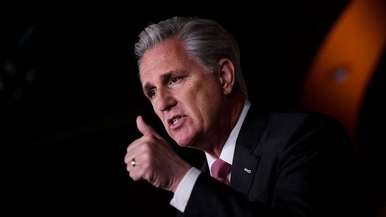 Pese a ser el candidato natural al cargo, Kevin McCarthy enfrentó dificultades para aglutinar los votos de su propio partido Foto: GETTY IMAGES