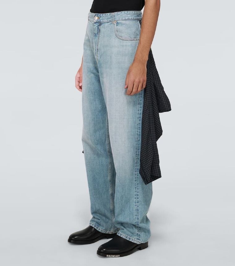 Balenciaga lo hizo de nuevo Foto: Twitter