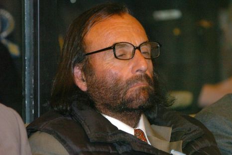 Jorge Exequiel Acosta está condenado a perpetua por delitos de lesa humanidad cometidos en el centro clandestino de detención La Perla en Córdoba. Ante el beneficio otorgado por un tribunal cordobes de prisión domiciliaria, los jueces de la Cámara Federal de Casación Penal anularon el dictamen. Jorge Exequiel Acosta está condenado a perpetua por delitos de lesa humanidad cometidos en el centro clandestino de detención La Perla en Córdoba. Ante el beneficio otorgado por un tribunal cordobes de prisión domiciliaria, los jueces de la Cámara Federal de Casación Penal anularon el dictamen.