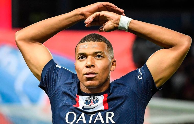 Kylian Mbappé El delantero podría rescindir su contrato con PSG, según informaron en Europa.
