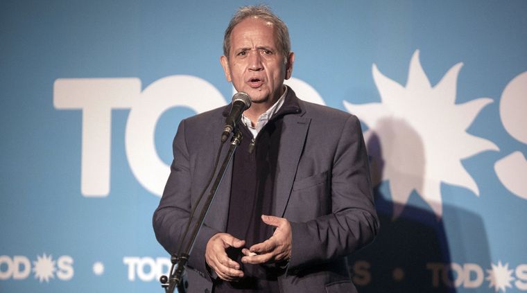 Sergio Palazzo, representante de la Asociación Bancaria, presiona a Sergio Massa para reabrir paritarias Foto: TELAM