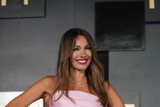 Diosa total, Pampita.