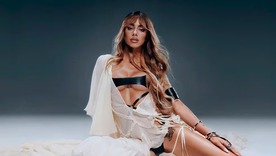 Tini Stoessel presentó su festival con un look intergaláctico y millones encima.