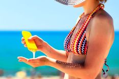 Ana Clara Costa, dermatóloga, brindó una serie de recomendaciones para el uso del protector solar.