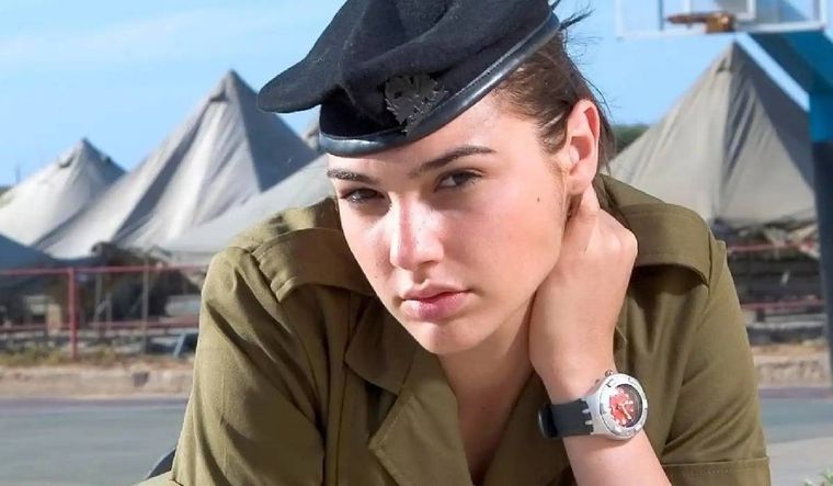Gal Gadot y su pasado como parte del ejército de Israel.