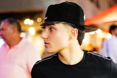 El actor se encontraba en el barrio grabando contenido para sus redes. El actor se encontraba en el barrio grabando contenido para sus redes.