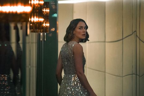 La serie está basada en una novela homónima. La serie está basada en una novela homónima.