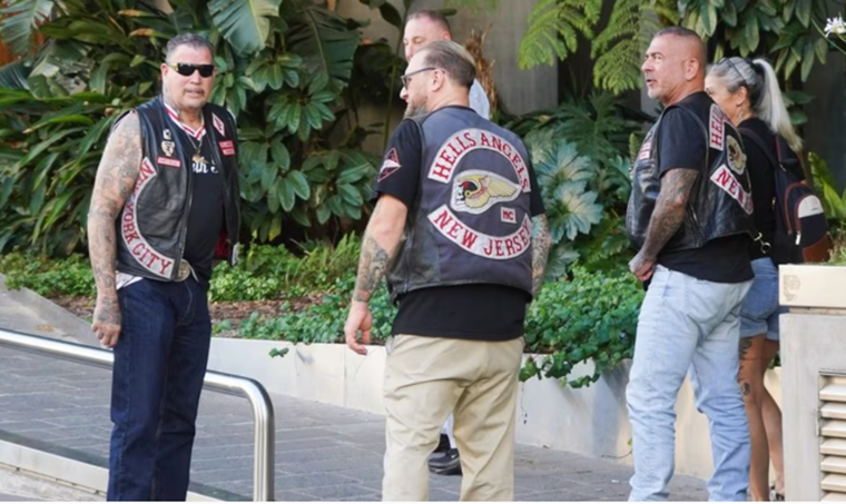 Un grupo de al menos 20 integrantes de los Hells Angels llegó a La Plata, y se espera que sean más.