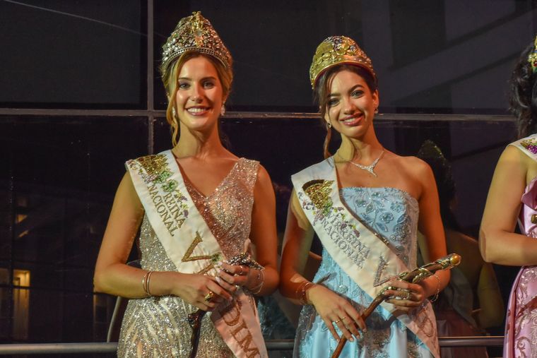 Alejandrina Funes y Sofía Perfumo, reina y virreina de la Vendimia 2025. Alejandrina Funes y Sofía Perfumo, reina y virreina de la Vendimia 2025.