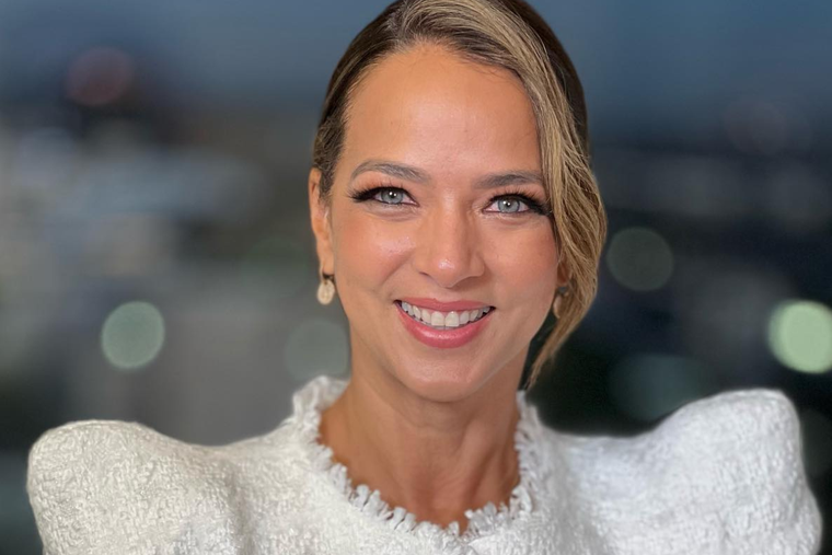 Este es el lujoso coche de Adamari López que debes conocer. Foto: Instagram/Adamari López