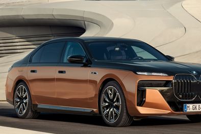 MDZol | BMW i7 M70 xDrive