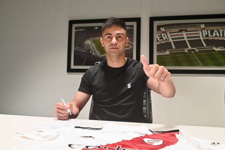 El Pity fue presentado como nuevo refuerzo del Millonario. Foto: River Plate