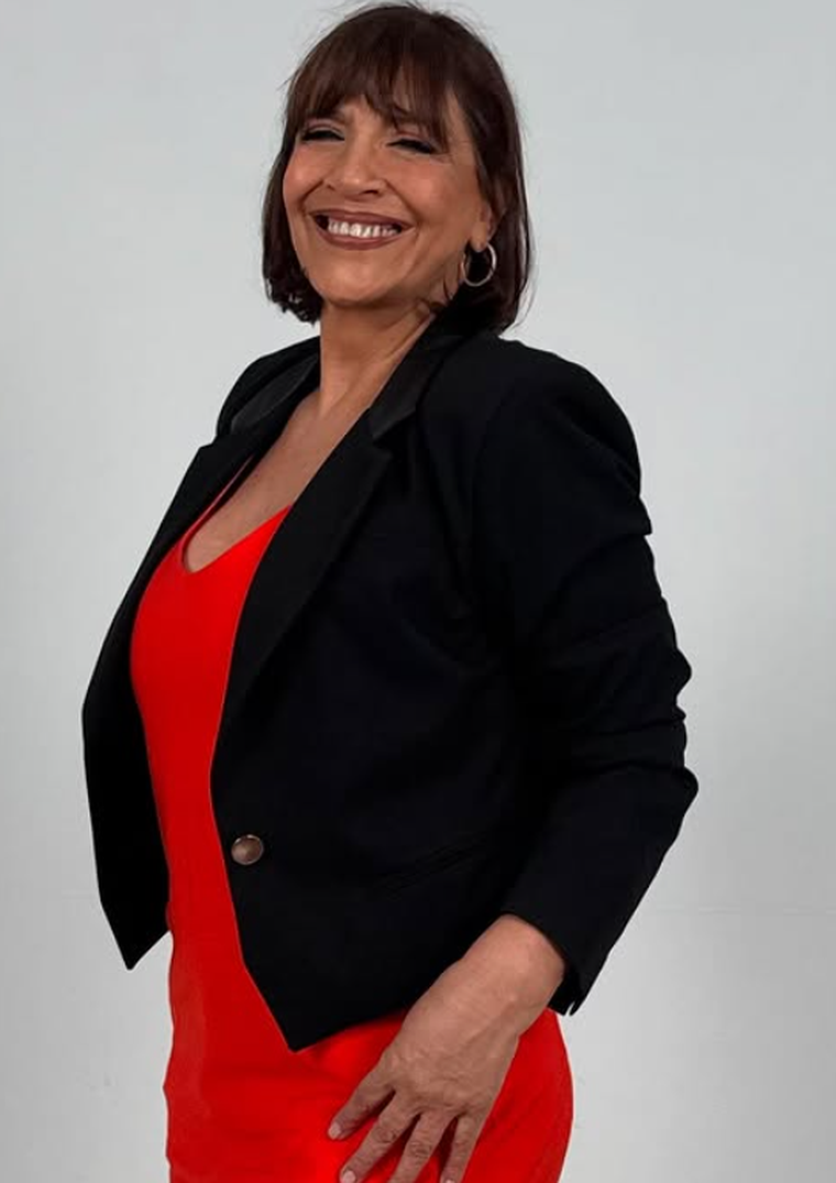 Elizabeth Vernaci se quedó sin programa. Elizabeth Vernaci se quedó sin programa.