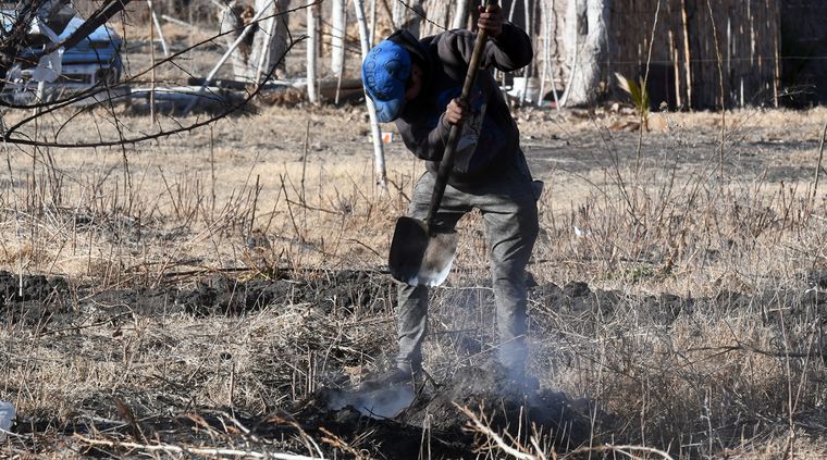 Los incendios subterráneos comenzaron hace un par de meses en Kilómetro 8 Foto: ALF PONCE MERCADO / MDZ