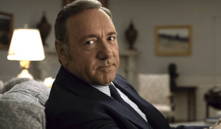 Kevin Spacey tuvo que abonar una fuerte suma de dinero a los directores de House of Cards.