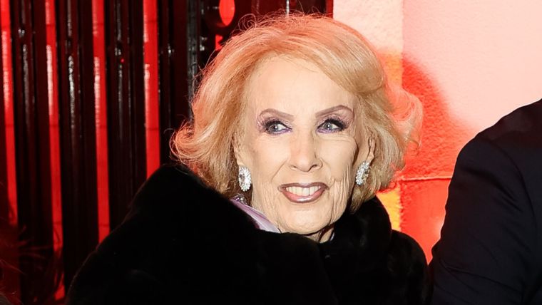 El entorno de la diva se enoj&oacute; por las falsas versiones que circularon en redes sociales y medios de comunicaci&oacute;n.