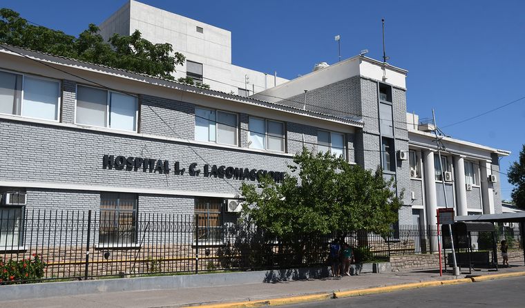 hospital lagomaggiore frente edificio (6)