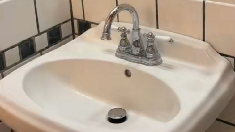 Tips para dejar tu baño limpio y brilloso Simples pasos para que tengas en cuenta y no te enrolles. Foto: Fuente: Imagen / @Vanesaamaro1