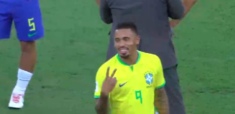 Gabriel Jesús y un provocador gesto cuando la Selección argentina se fue de la cancha Foto: TyC Sports