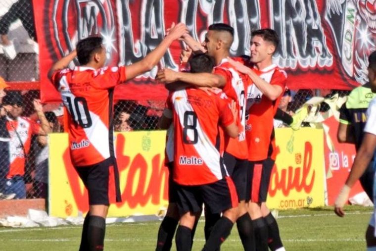 Maipú goleó al Lobo jujeño y sigue de racha como local. Foto: Prensa Maipú