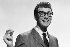 Buddy Holly quiso combatir el frío y apurarse el 2 de febrero de 1959 Foto: Wikipedia
