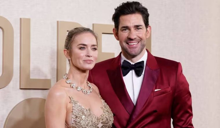 Emily Blunt y John Krasinski en los recientes Globos de Oro 2024.
